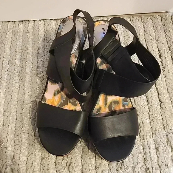 Madden Girl Wedge - Picture 2 of 7